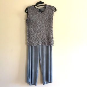 MagicScarf Ladies 2pc crop pants & top